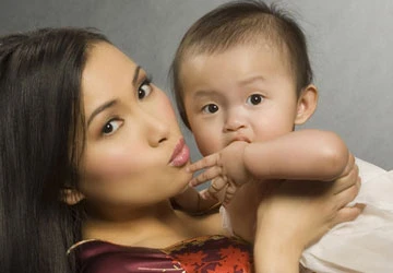 Em gái Cẩm Ly giúp trẻ nghèo học nghệ thuật ảnh 5