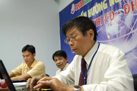 Trực tuyến về chọn thi vào đại học, cao đẳng 2012: Trường nào hấp dẫn nhất? ảnh 2