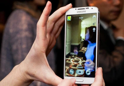 Galaxy S4: 3 cách tạo shortcut camera trên màn hình khóa ảnh 1