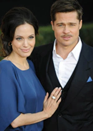 Chuyện chưa kể về Angelina Jolie: Angie - Brad: Tình yêu hay tiền bạc? ảnh 1