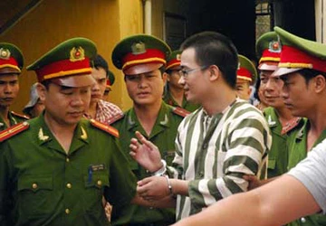 Hoãn phiên phúc thẩm Nguyễn Đức Nghĩa: Sự níu kéo vô vọng ảnh 2