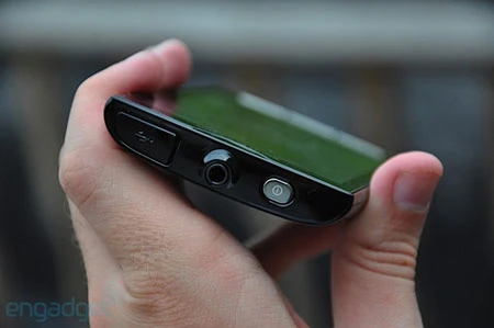 "Đập hộp" Xperia X10 phiên bản Mỹ ảnh 13 "Đập hộp" Xperia X10 phiên bản Mỹ ảnh 13