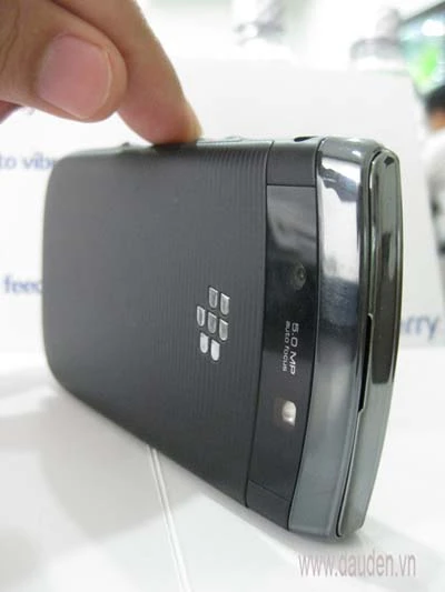 BlackBerry Torch 9800 ra mắt ảnh 11