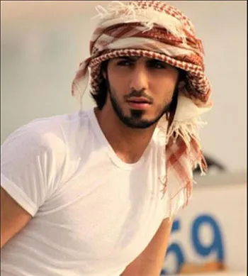 Lộ diện chàng trai bị trục xuất vì... quá đẹp ảnh 1 Lộ diện chàng trai bị trục xuất vì... quá đẹp ảnh 1