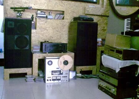 Nghe nhạc hi-end ở quán cà phê "cóc" ảnh 2