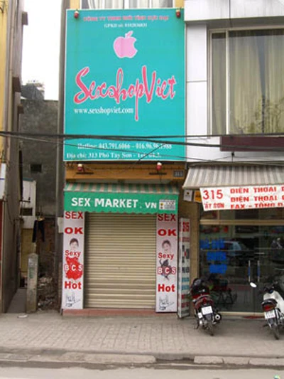 Biển hiệu quảng cáo hay chính là câu chuyện văn hóa thương mại ảnh 2