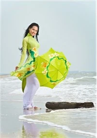 Mai Phương Thúy chân dài nhất Việt Nam ảnh 4