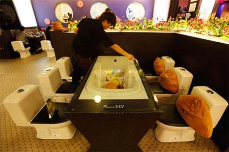 Nhà hàng toilet gây sốt ở Trung Quốc ảnh 10