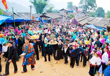 Gặp lại "chợ tình" Khau Vai ảnh 1