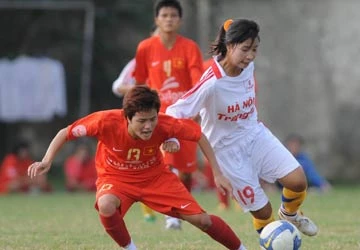 Ðội tuyển nữ VN chuẩn bị VCK châu Á: Ðãi cát tìm vàng ảnh 1