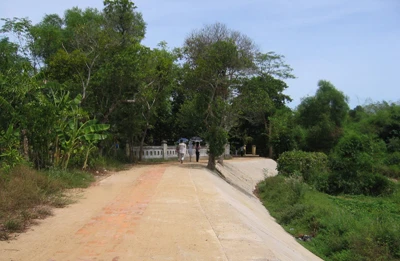 Tự xây mộ cho mình ảnh 2