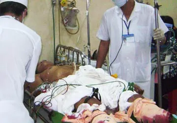 Nổ bình khí đá, một người đứt lìa hai chân ảnh 1 Nổ bình khí đá, một người đứt lìa hai chân ảnh 1