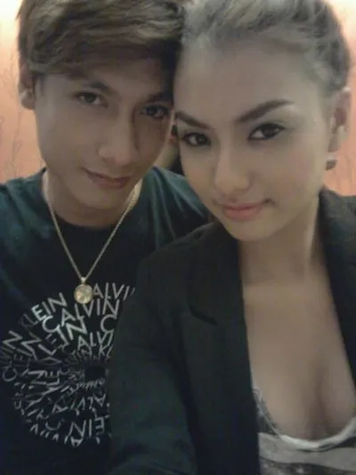 Những scandal tình cảm của cô người mẫu Hồng Quế Những scandal tình cảm của cô người mẫu Hồng Quế