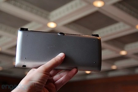 Tính năng chơi game giải trí trên 2 tablet của Sony ảnh 11