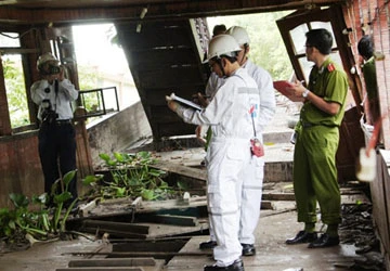 Khám nghiệm tìm nguyên nhân vụ chìm tàu Dìn Ký ảnh 1