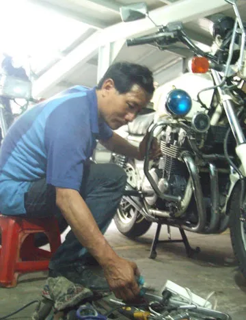 Cảnh sát dẫn đoàn - Bài 3: Nặng nợ với nghề ảnh 2