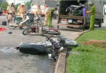 Làm 7 người chết và bị thương, vẫn án treo! ảnh 2