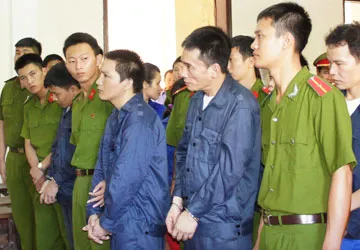 Tử hình hai kẻ buôn 208 bánh heroin ảnh 1 Tử hình hai kẻ buôn 208 bánh heroin ảnh 1