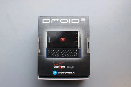 Đập hộp điện thoại Motorola Droid 2 mới “ra lò” ảnh 3 Đập hộp điện thoại Motorola Droid 2 mới “ra lò” ảnh 3
