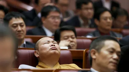 Lắp camera quay lén công chức ảnh 1