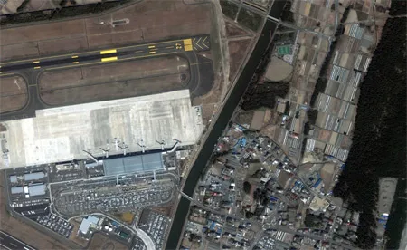 Nhật Bản trước và sau động đất qua Googe Earth ảnh 9