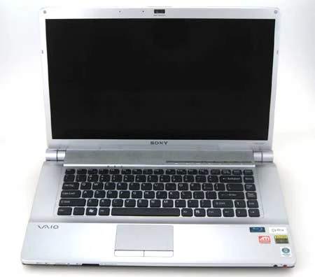 Bàn phím Chicklet. Ảnh: Notebookreviews.