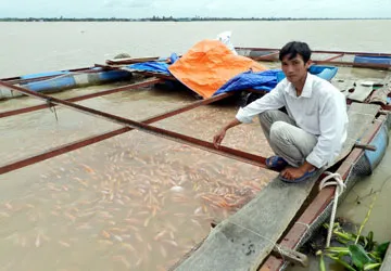 Cạp cát lở sông bị kiện ảnh 1 Cạp cát lở sông bị kiện ảnh 1