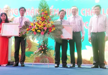 Trường THCS Đồng Khởi đạt chuẩn kiểm định giáo dục ảnh 1 Trường THCS Đồng Khởi đạt chuẩn kiểm định giáo dục ảnh 1