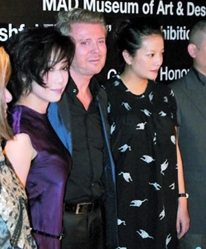 Triệu Vy xuất hiện sau khi sinh con ảnh 2