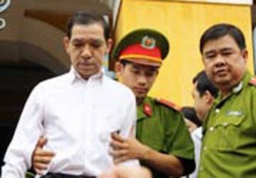 Cuộc mặc cả giữa Huỳnh Ngọc Sĩ và PCI diễn ra như thế nào? ảnh 1