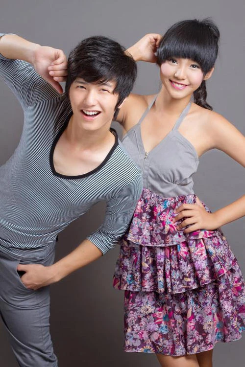 Người mẫu 12 tuổi là "bạn gái" của Huỳnh Anh ảnh 8