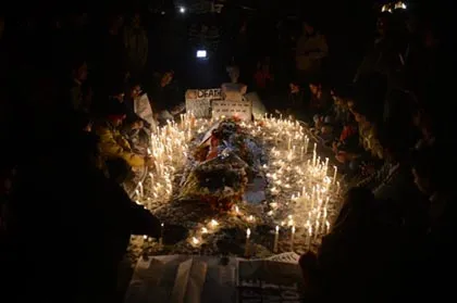 Kẻ cưỡng hiếp định cán chết nữ sinh Ấn Độ ảnh 1 Kẻ cưỡng hiếp định cán chết nữ sinh Ấn Độ ảnh 1