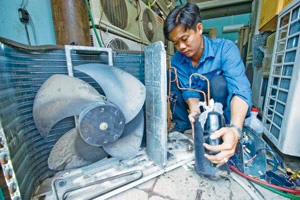 Vệ sinh máy lạnh: Coi chừng mất tiền oan ảnh 1