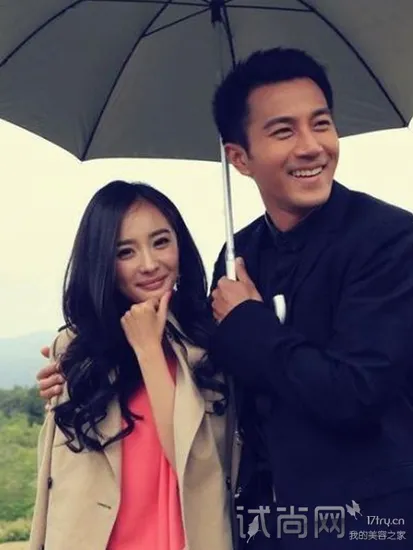 Khải Uy dùng tiền bạc giữ chân Dương Mịch ảnh 1