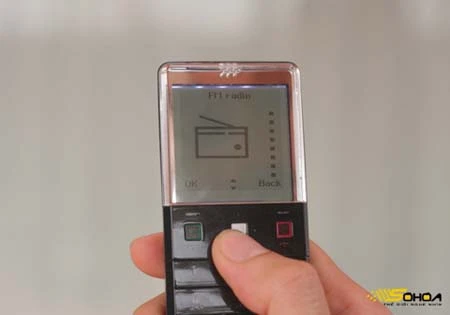 Chiếc di động "nhái" Pureness trong suốt ảnh 11