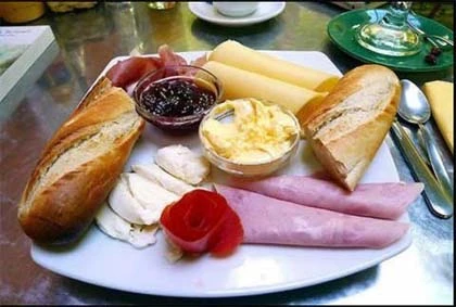 Xem bữa sáng các nước trên thế giới có gì lạ ảnh 11