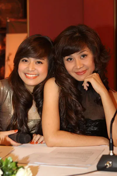 Cận cảnh Hoàng Thùy Linh ngày “sinh con đầu lòng” ảnh 4 Cận cảnh Hoàng Thùy Linh ngày “sinh con đầu lòng” ảnh 4