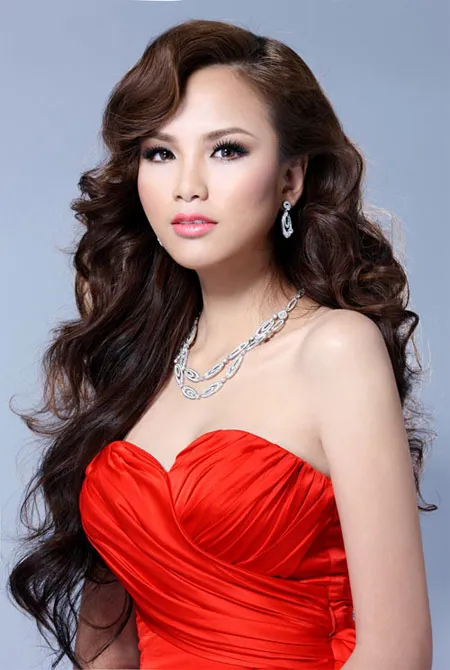 Diễm Hương lên tiếng về nghi án "cướp bồ" Mai Phương Thúy ảnh 4 Diễm Hương lên tiếng về nghi án "cướp bồ" Mai Phương Thúy ảnh 4