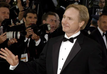Dan Brown khiến cả thế giới tẽn tò ảnh 1