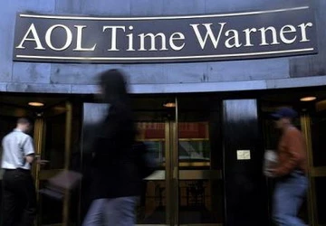AOL chấm dứt cuộc hôn nhân què quặt với Time Warner ảnh 1