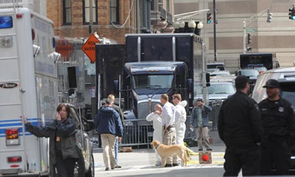 Bom trong vụ nổ Boston: Nồi áp suất chứa đầy đinh, bi sắt ảnh 1