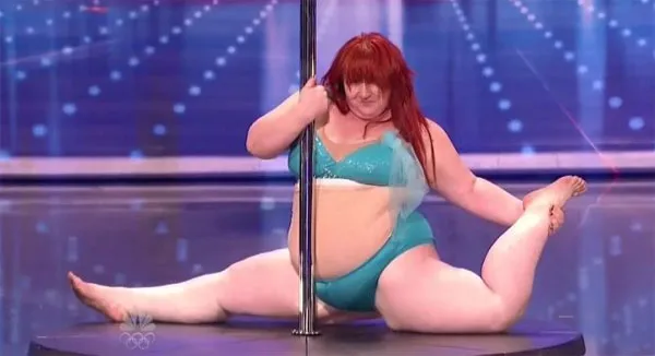 Màn múa cột của cô nàng béo ở America's Got Talent ảnh 2