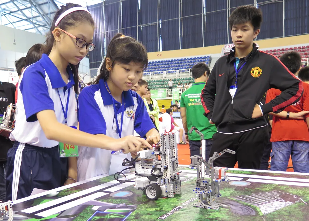 Ngày hội Robocon Quốc tế 2015 quy tụ 121 đội thi ảnh 3 Ngày hội Robocon Quốc tế 2015 quy tụ 121 đội thi ảnh 3