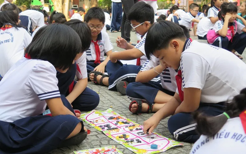 Học sinh được nghỉ học để thỏa thích vui chơi ảnh 3 Học sinh được nghỉ học để thỏa thích vui chơi ảnh 3