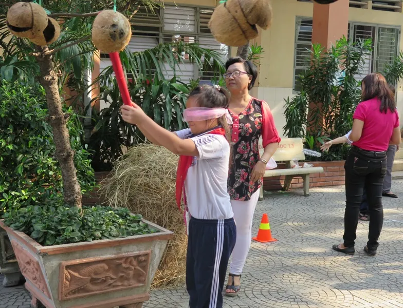 Học sinh được nghỉ học để thỏa thích vui chơi ảnh 13 Học sinh được nghỉ học để thỏa thích vui chơi ảnh 13