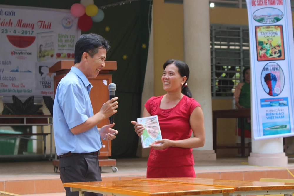 Tết sách của học trò nghèo ảnh 13