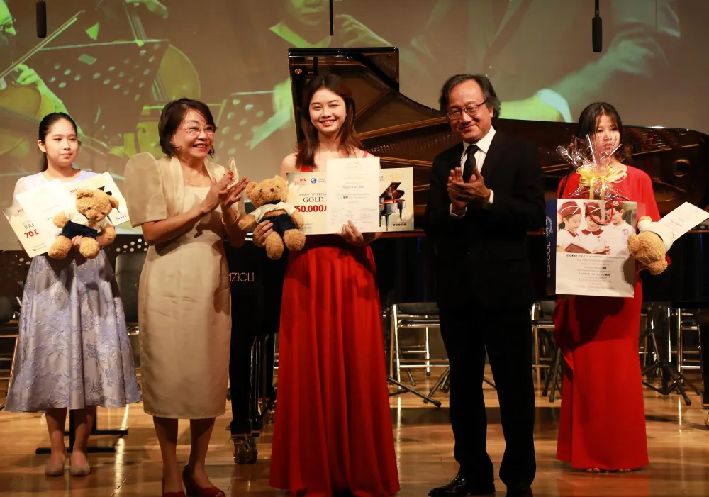 Nguyễn Lan Anh xuất sắc giành giải vàng ở bảng B Nguyễn Lan Anh xuất sắc giành giải vàng ở bảng B