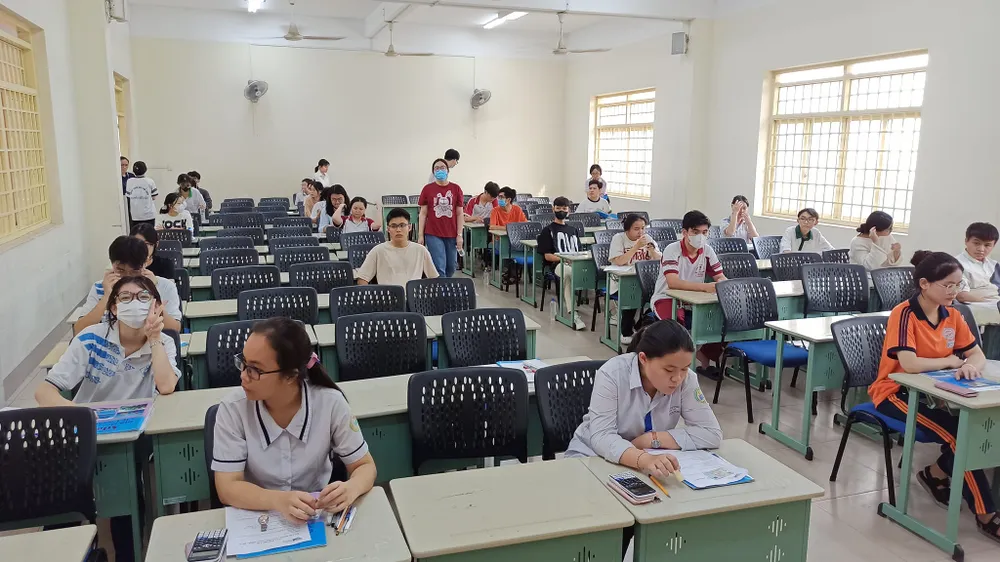 thi-danh-gia-nang-luc-dot-2 (2).jpg