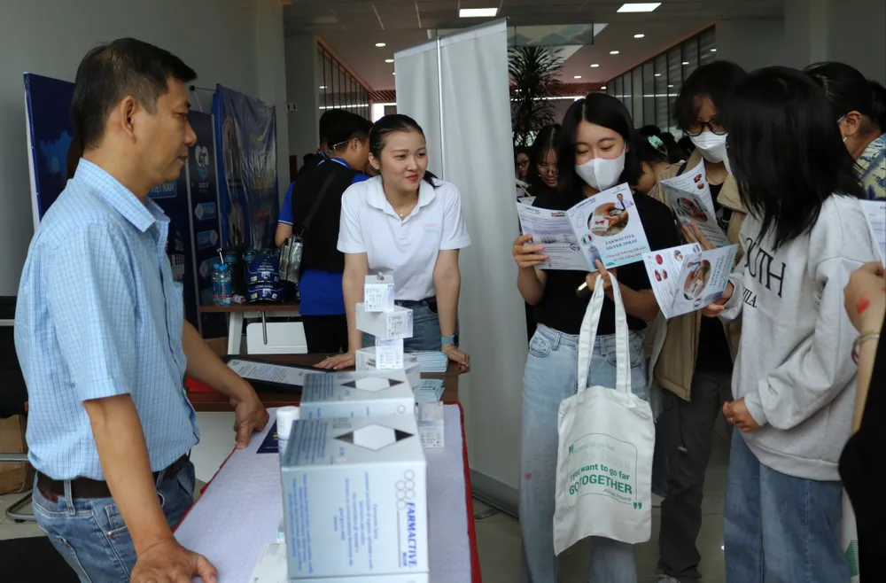 ĐH Quốc gia TP.HCM thành lập trường thành viên