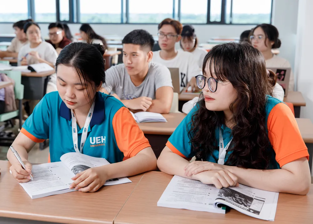 Hỗ trợ sinh viên bị ảnh hưởng bão số 3